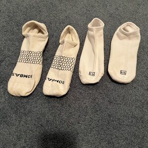 2 pack of Bombas and KB no show socks